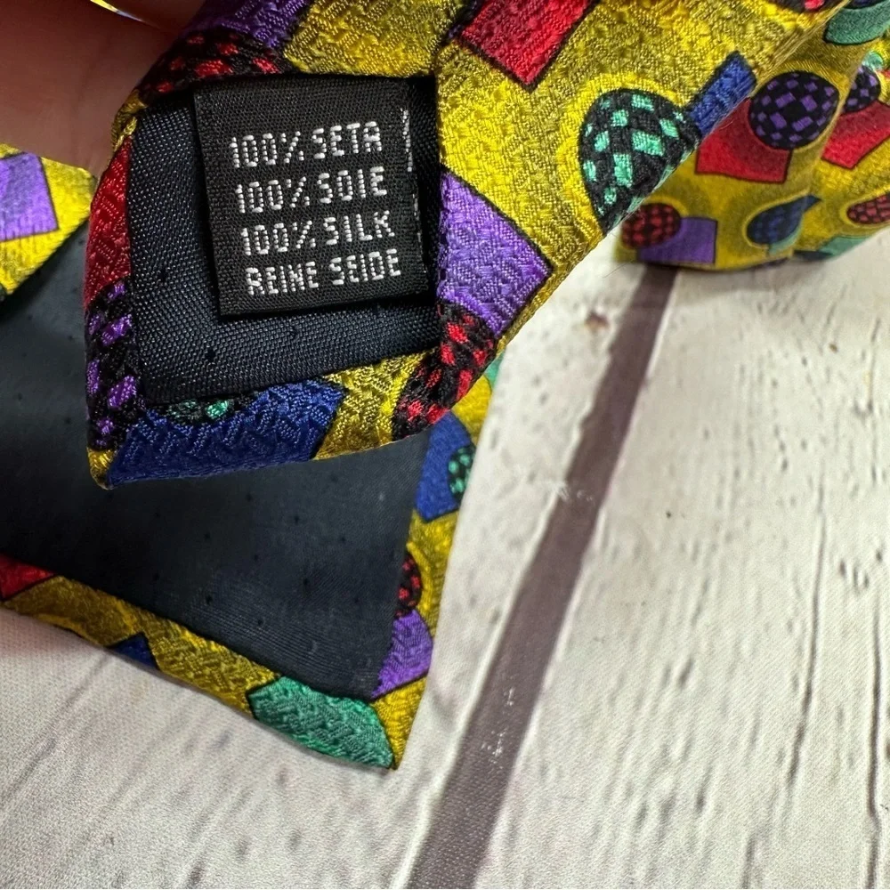 vintage pavone made in italy Colorful geometric Patterned silk Tie